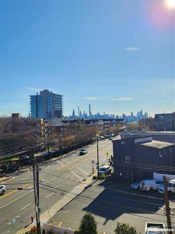 840 River Road 407, Edgewater, NJ 07020