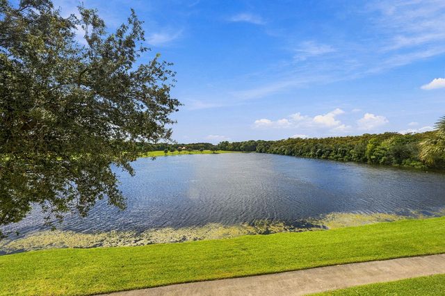 2768 CARAMBOLA Circle S 302, Coconut Creek, FL 33066