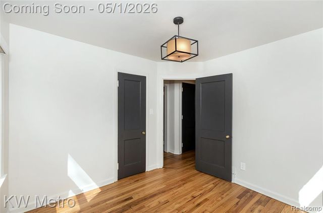 201 N Rembrandt Avenue, Royal Oak, MI 48067
