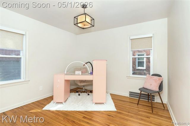 201 N Rembrandt Avenue, Royal Oak, MI 48067