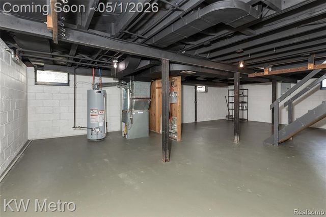 201 N Rembrandt Avenue, Royal Oak, MI 48067