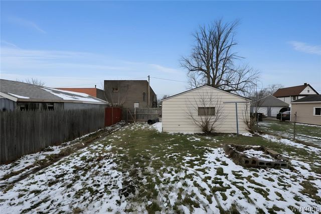 3028 Welch Avenue, Niagara Falls, NY 14303