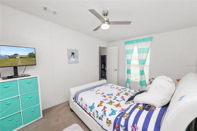 1052 LAMP POST LANE, Lakeland, FL 33809