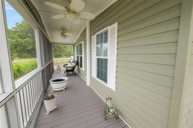 1052 LAMP POST LANE, Lakeland, FL 33809