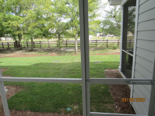 47 S Sand Palm Road, Freeport, FL 32439