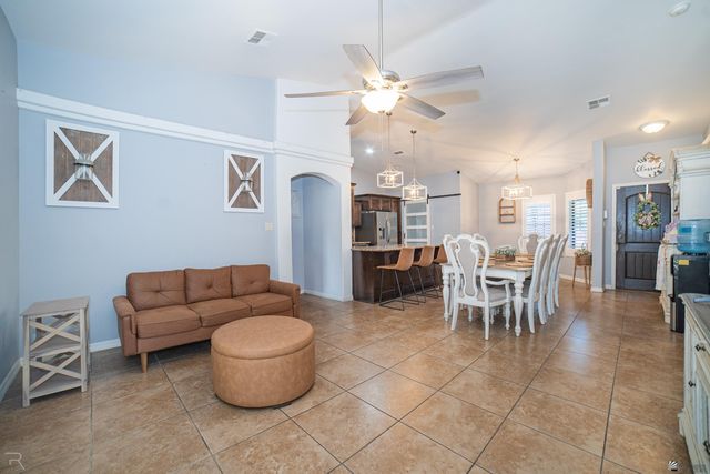 517 E 13 Pl, Somerton, AZ 85350