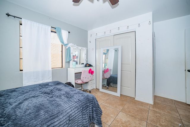 517 E 13 Pl, Somerton, AZ 85350