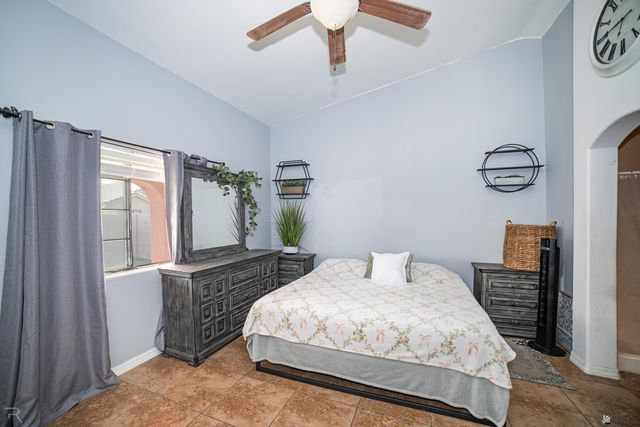 517 E 13 Pl, Somerton, AZ 85350