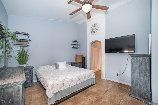 517 E 13 Pl, Somerton, AZ 85350