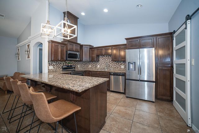 517 E 13 Pl, Somerton, AZ 85350