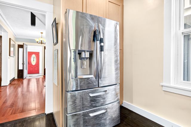 5646 Post Road, New York City, NY 10471