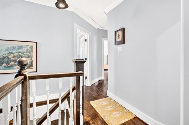5646 Post Road, New York City, NY 10471