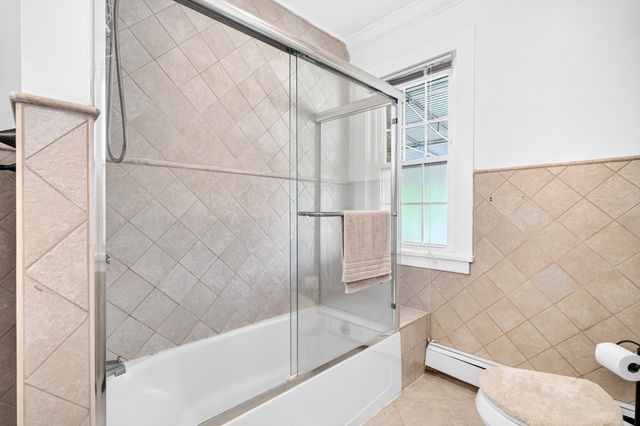 5646 Post Road, New York City, NY 10471