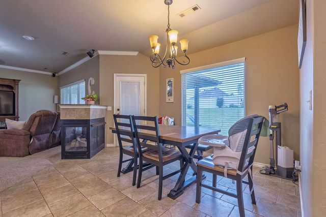 1712 Pecan Crossing Drive, Shawnee, OK 74804