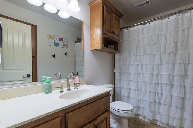 1712 Pecan Crossing Drive, Shawnee, OK 74804