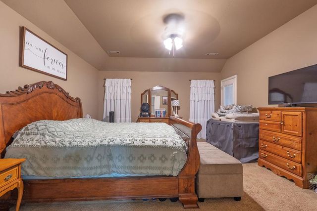 1712 Pecan Crossing Drive, Shawnee, OK 74804