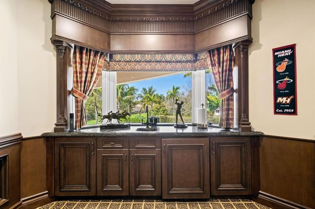 12741 Kapok Lane, Davie, FL 33330