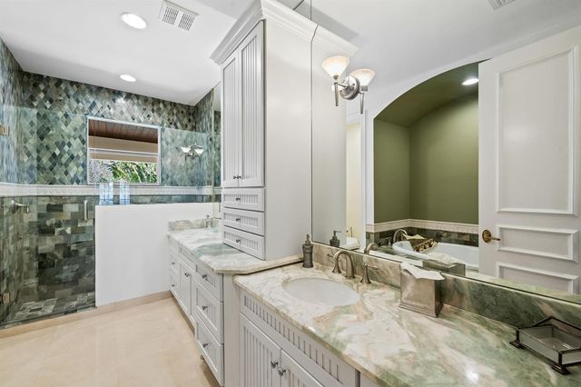 12741 Kapok Lane, Davie, FL 33330