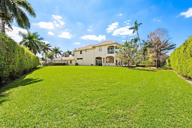 12741 Kapok Lane, Davie, FL 33330