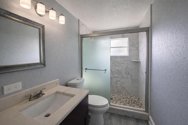 120 S Price Street, Lake Worth, FL 33461