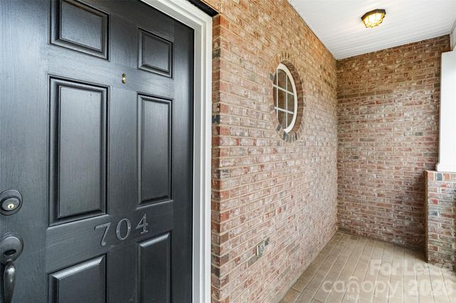 704 Deercross Lane, Waxhaw, NC 28173