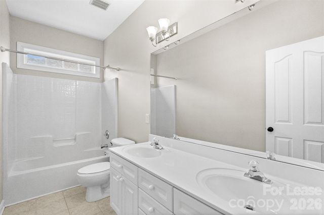 704 Deercross Lane, Waxhaw, NC 28173