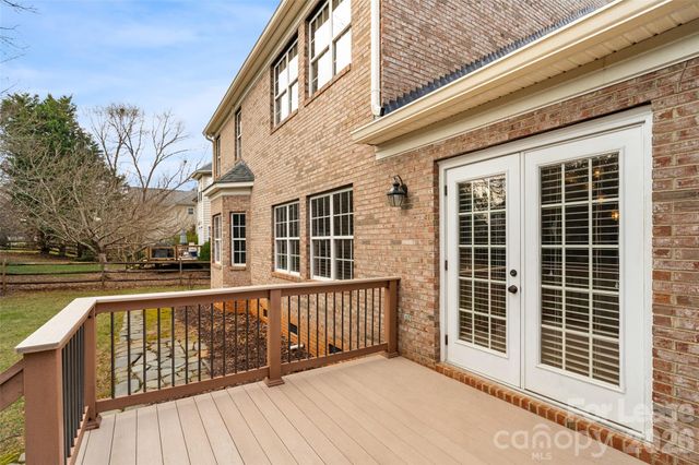 704 Deercross Lane, Waxhaw, NC 28173