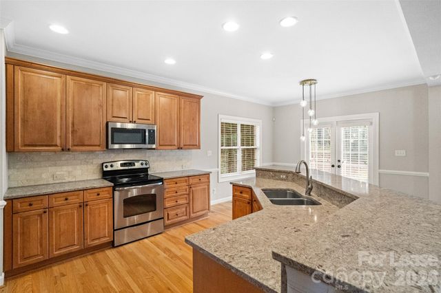 704 Deercross Lane, Waxhaw, NC 28173