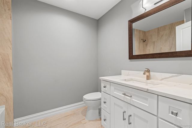 38165 Cherry Lane, Harrison Charter Township, MI 48045