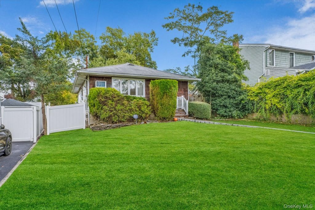 93 Joan Avenue, Centereach, NY 11720