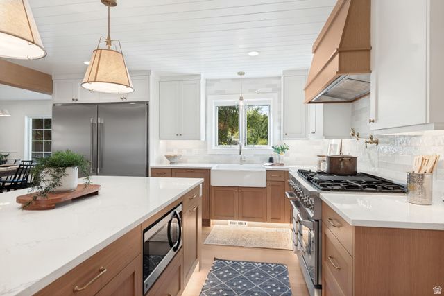 2625 E KENTUCKY AVE, Holladay, UT 84117