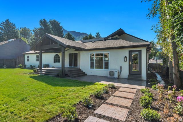 2625 E KENTUCKY AVE, Holladay, UT 84117