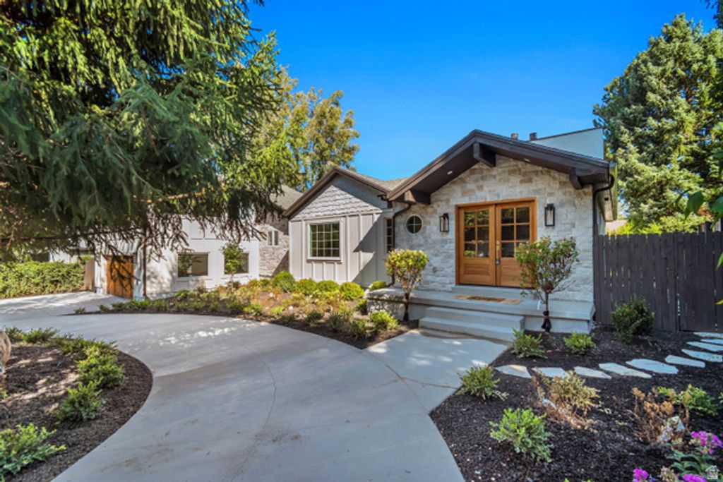 2625 E KENTUCKY AVE, Holladay, UT 84117