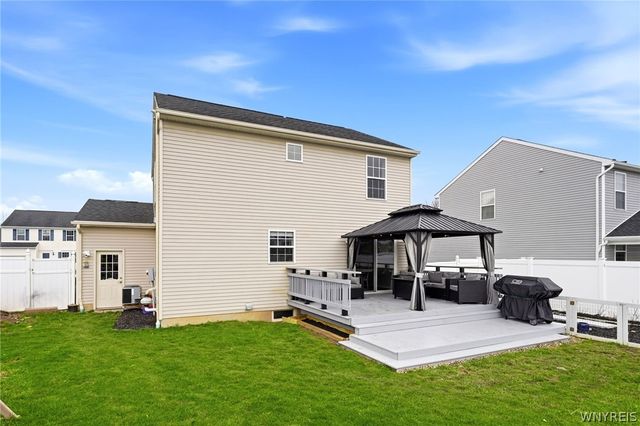 5779 Willow Creek Lane, Cambria, NY 14132
