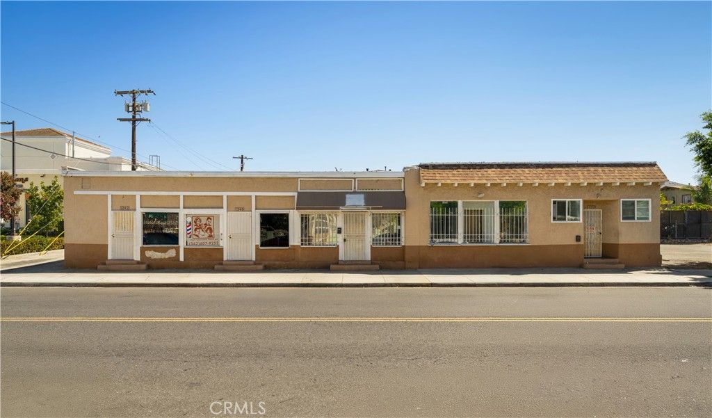1218 Martin Luther King Jr. Avenue, Long Beach, CA 90813 — exterior