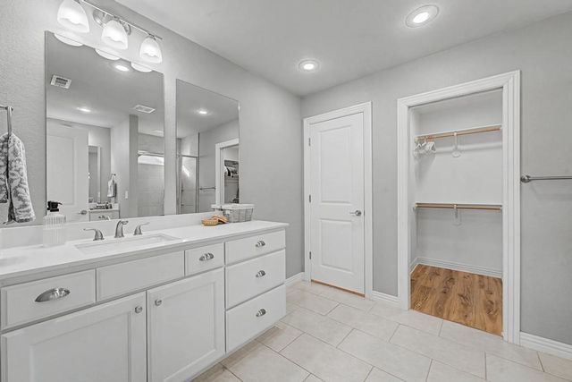 1319 Park Street, Lowell, AR 72745