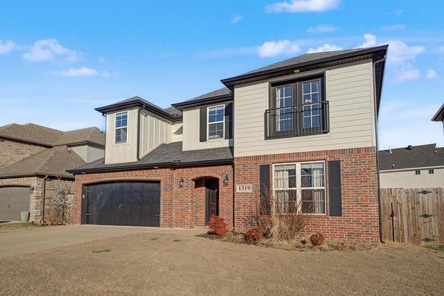 1319 Park Street, Lowell, AR 72745