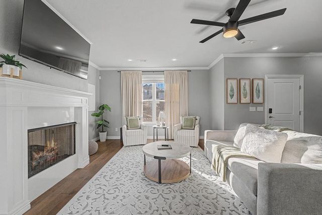 1319 Park Street, Lowell, AR 72745