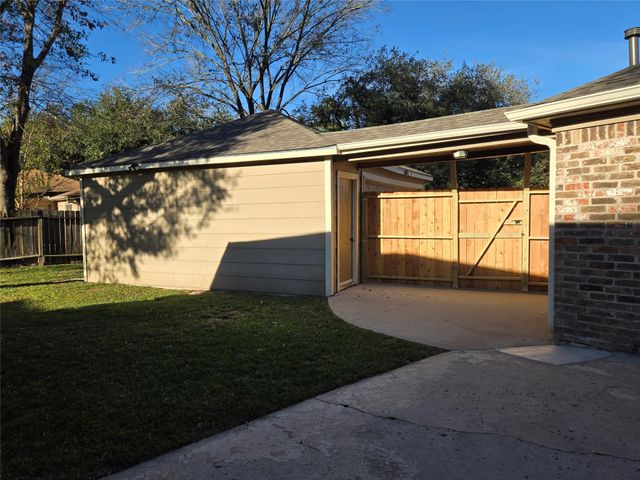 2623 Fern Hill Drive, Spring, TX 77373