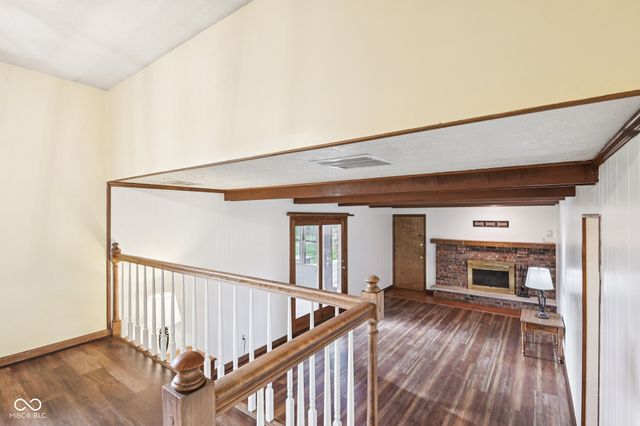 3029 San Jose Drive, Greenwood, IN 46143