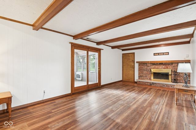 3029 San Jose Drive, Greenwood, IN 46143