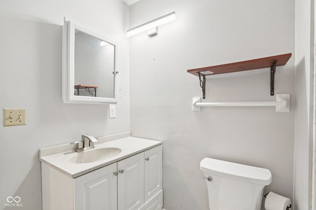 3029 San Jose Drive, Greenwood, IN 46143