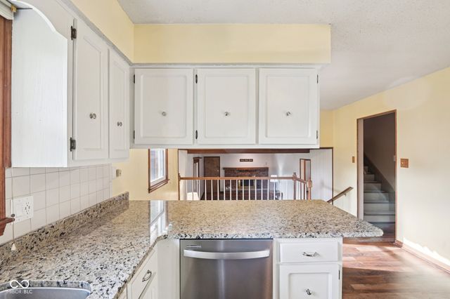 3029 San Jose Drive, Greenwood, IN 46143