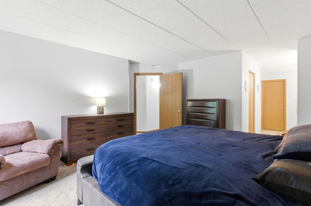 2611 Essington Road 2611, Joliet, IL 60435
