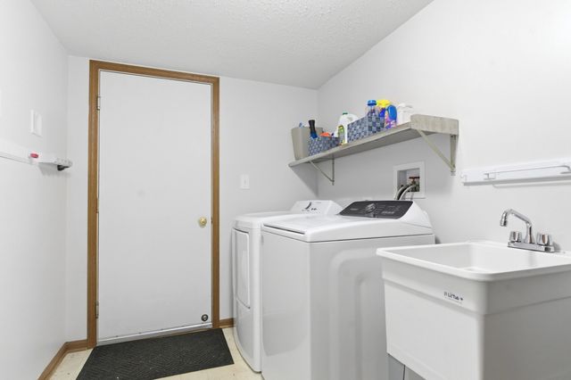 2611 Essington Road 2611, Joliet, IL 60435