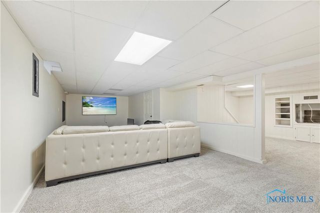 5310 Turnberry Lane, Sylvania, OH 43560