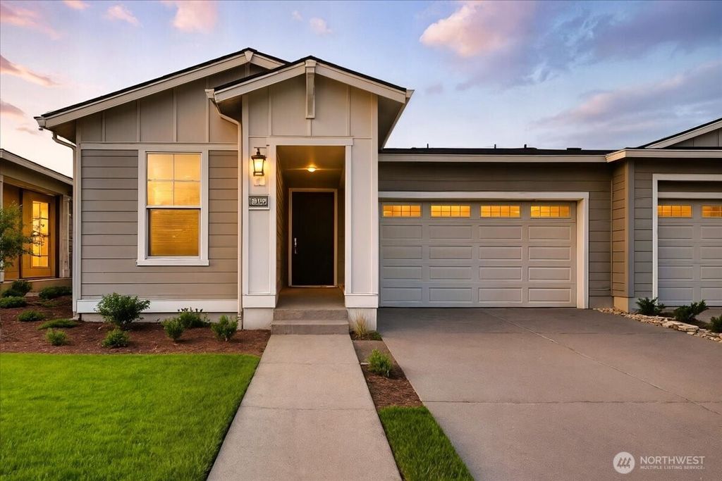 14822 207th Avenue E #2538, Bonney Lake, WA 98391