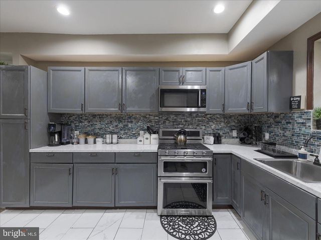2223 S 20TH ST, Philadelphia, PA 19145