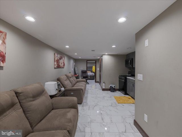 2223 S 20TH ST, Philadelphia, PA 19145