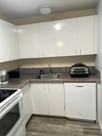 5070 SANCTUARY Way E, West Palm Beach, FL 33417